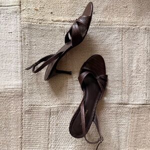 Banana Republic Dark Brown leather slingback kitten heels Strappy sandals CBK